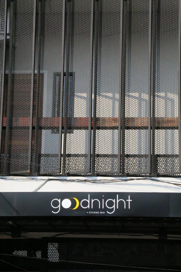 Goodnight Chiang Mai Gate Hotell Exteriör bild